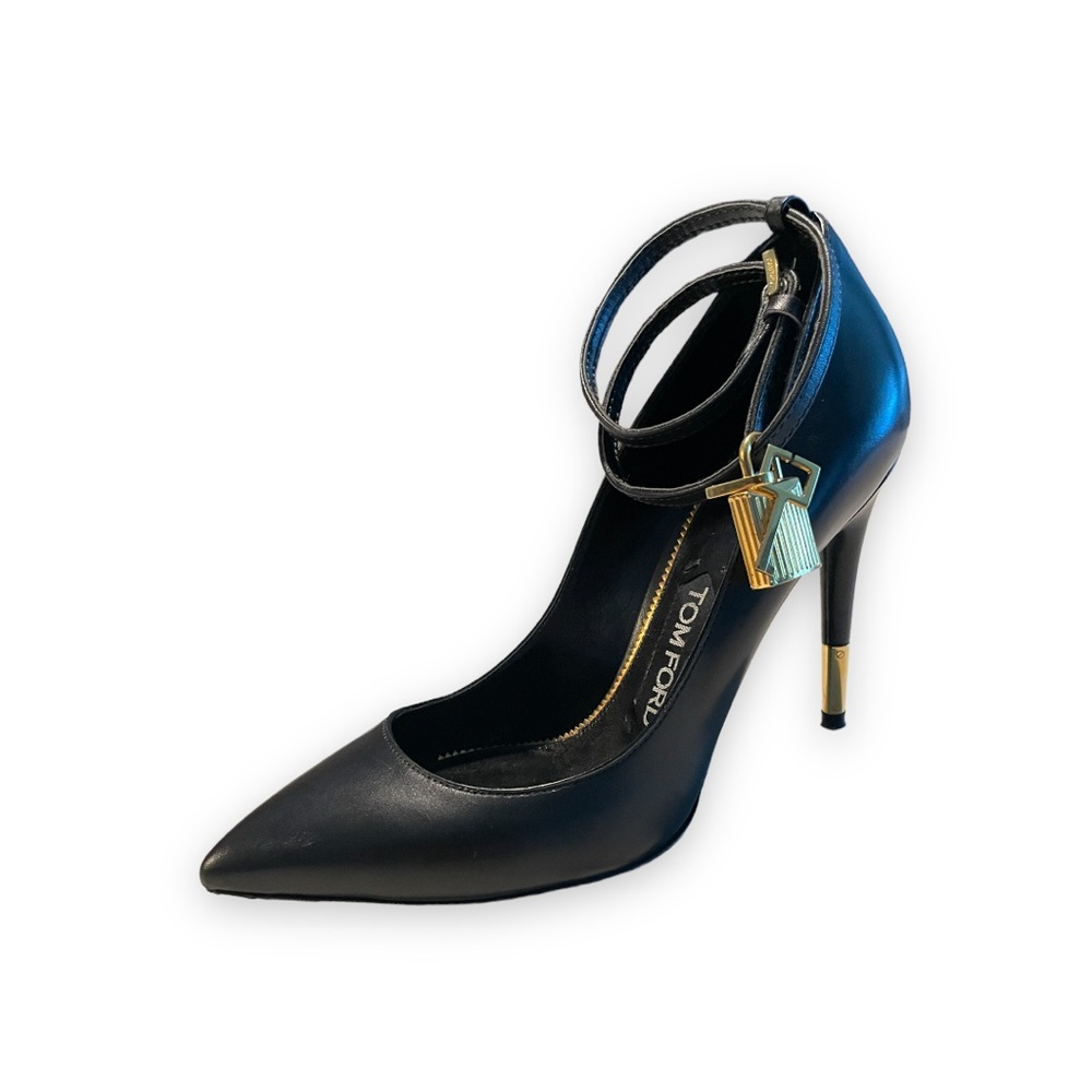 Tom Ford Padlock Leather Pumps